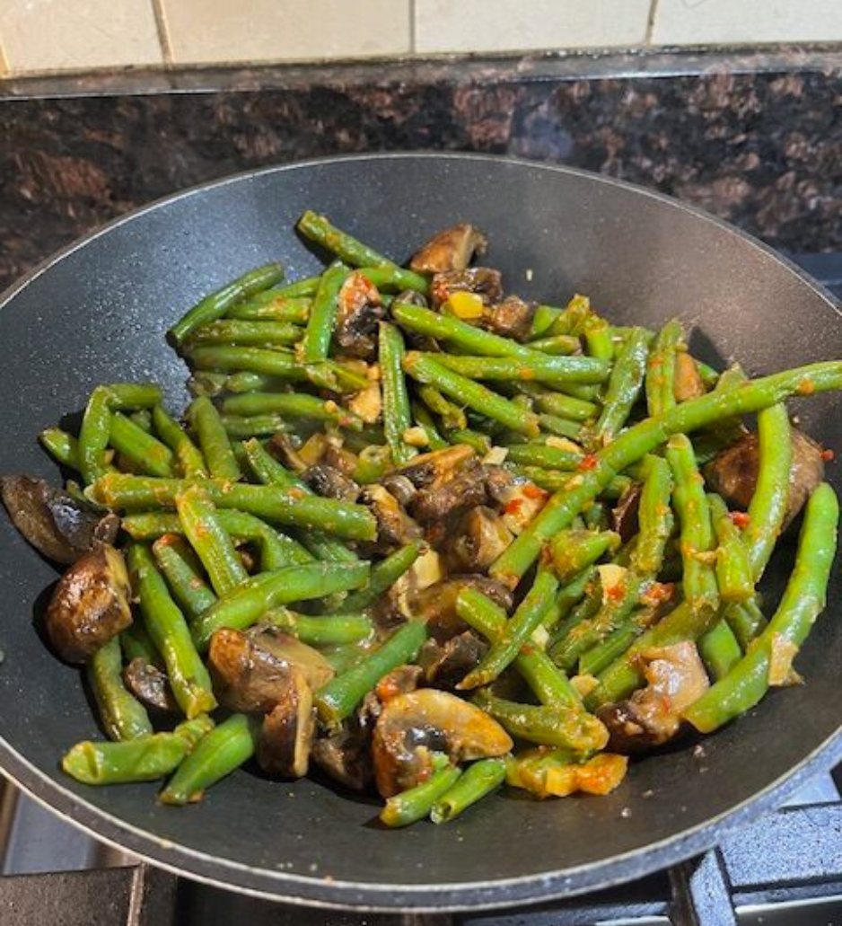 Cooking Sautéed Mushrooms and Green Beans