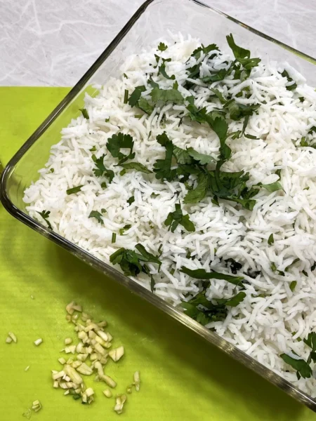 cilantroRiceGarlicbutter